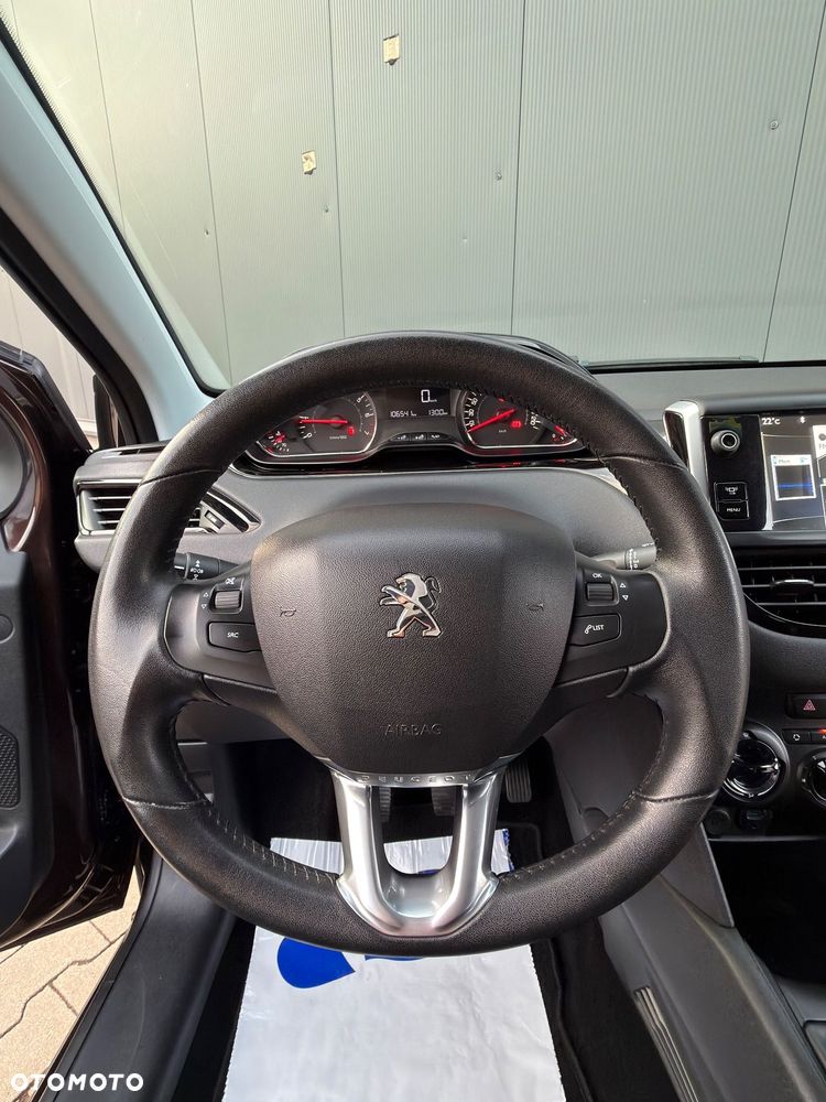 Peugeot 208 PureTech 82 Start & Stop Allure - 26