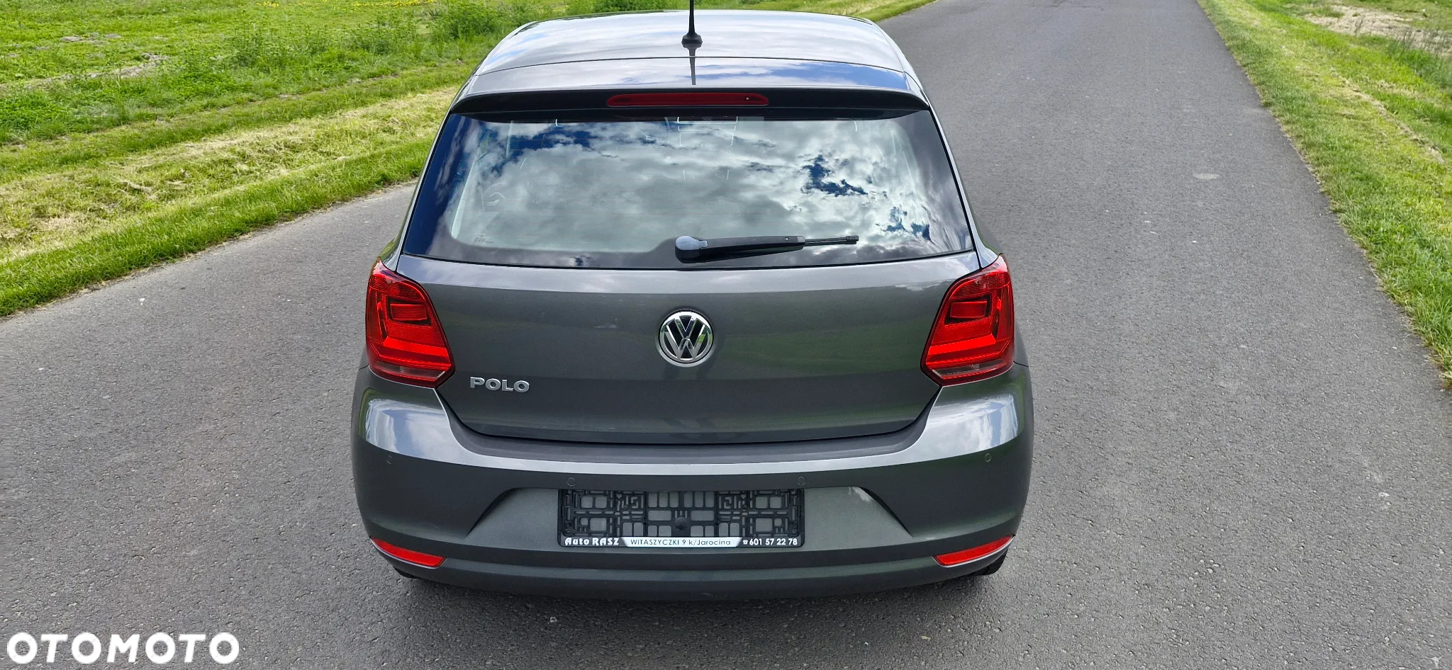 Volkswagen Polo 1.0 (Blue Motion Technology) Comfortline - 21