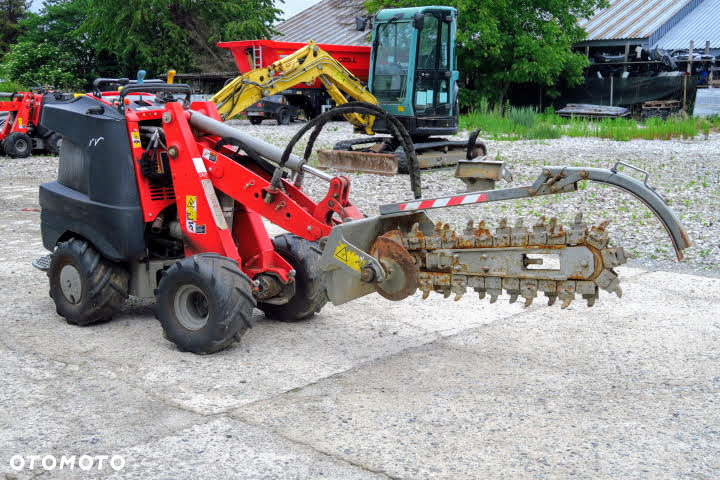 Ditch Witch Zahn R300 - 5