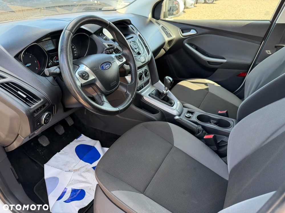 Ford Focus - 9