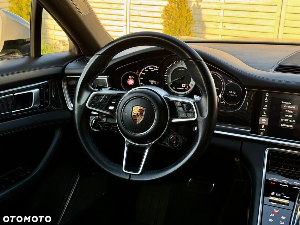 Porsche Panamera 4 E-Hybrid Edition 10 Jahre - 7