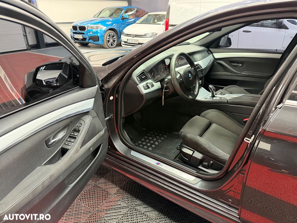 BMW Seria 5 520d Sport-Aut. - 9
