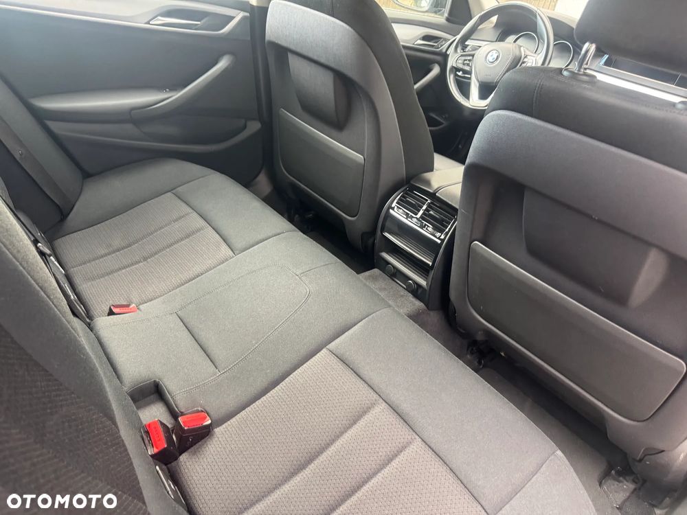 BMW Seria 5 530i - 14