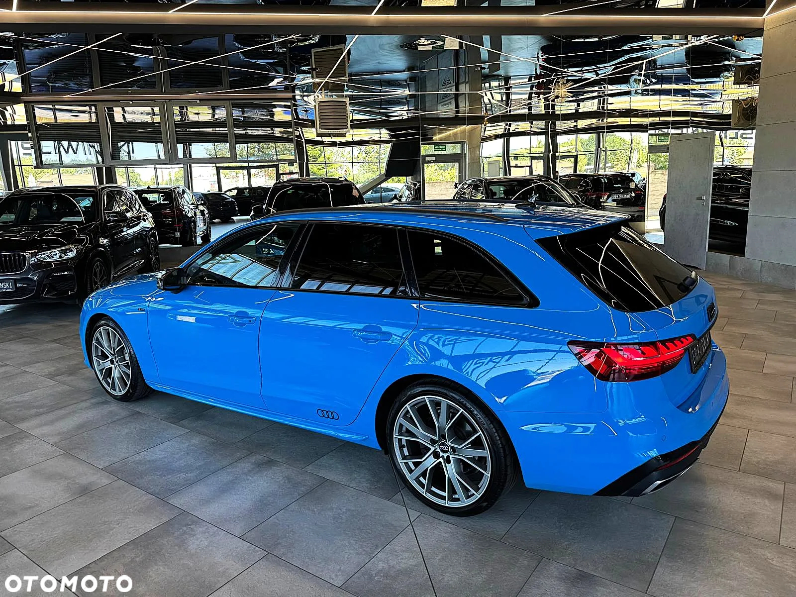 Audi A4 Avant 40 TDI quattro S tronic S line - 5