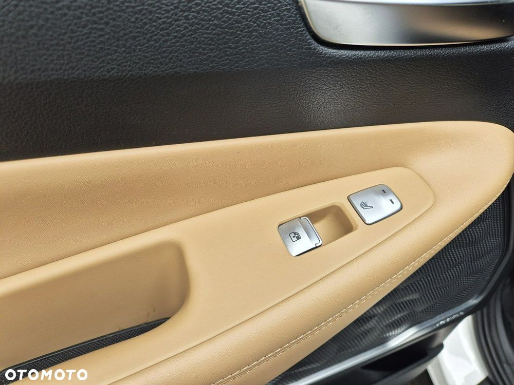 Hyundai Santa Fe 1.6 T-GDI HEV Platinum - 19