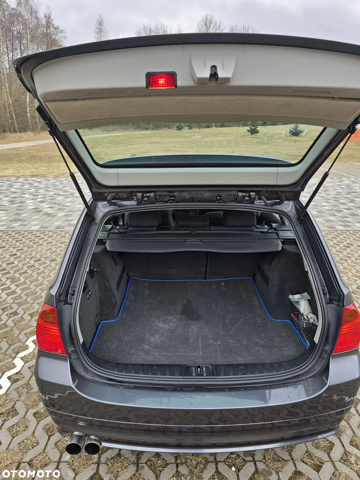 BMW Seria 3 320i - 8