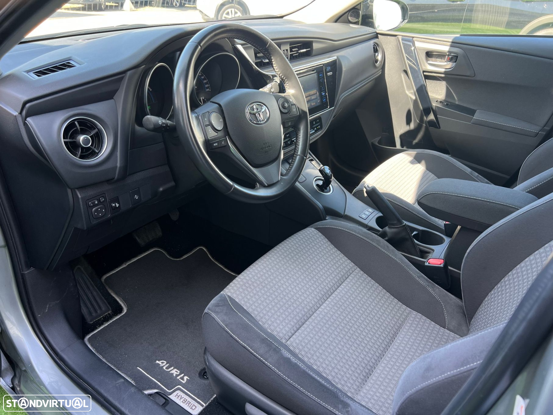 Toyota Auris 1.8 HSD Exclusive+Navi - 10