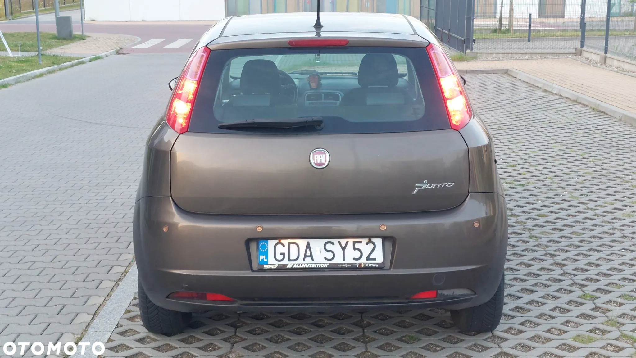 Fiat Grande Punto 1.4 8V Active - 6