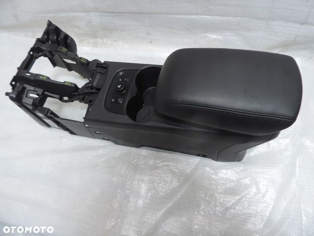 Ford Focus MK3 EUROPA Tunel środkowy grzanie foteli SD-0526-1024368-01 - 3