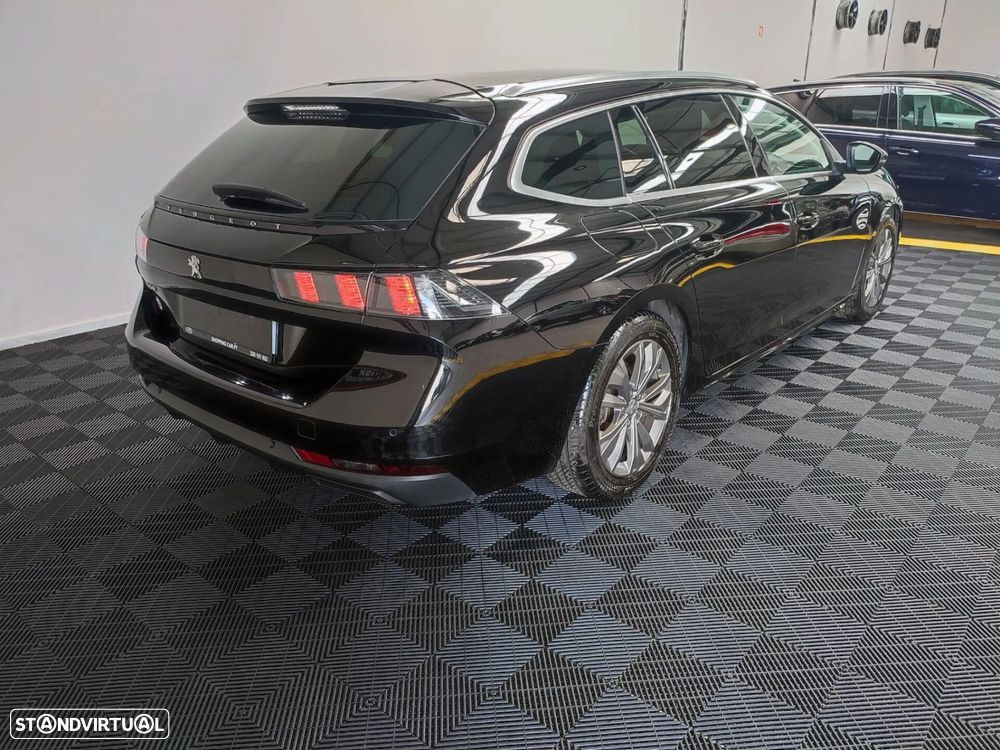 Peugeot 508 SW - 8