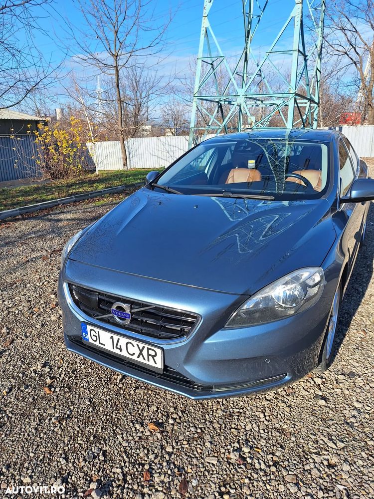 Volvo V40 D2 - 9