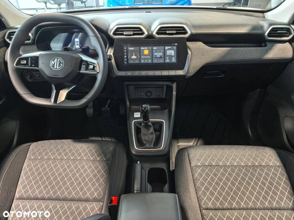 MG ZS - 21