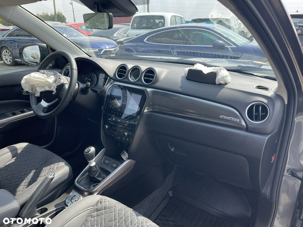 Suzuki Vitara 1.4 Boosterjet mHEV Elegance 4WD - 9