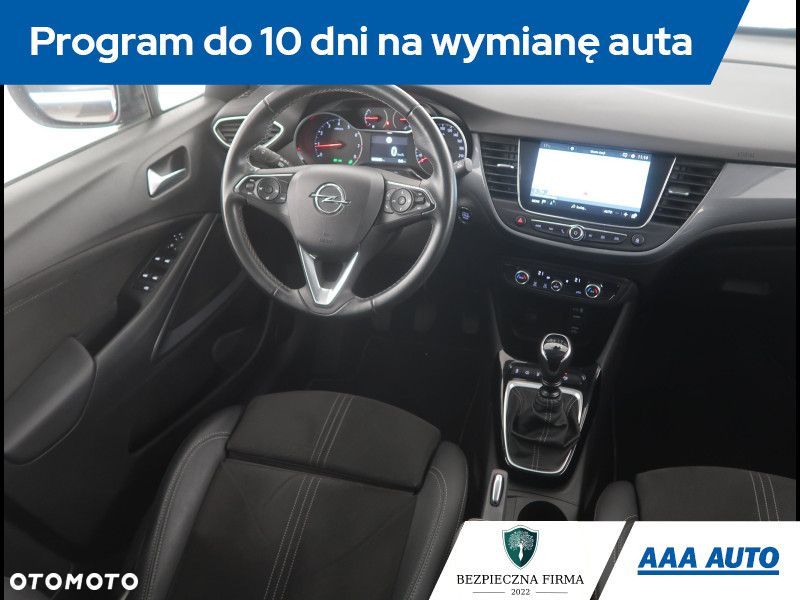 Opel Crossland X - 8