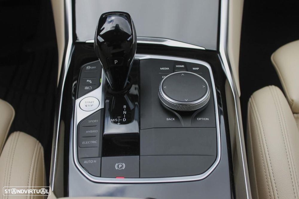 BMW 320 e Line Sport Auto - 17