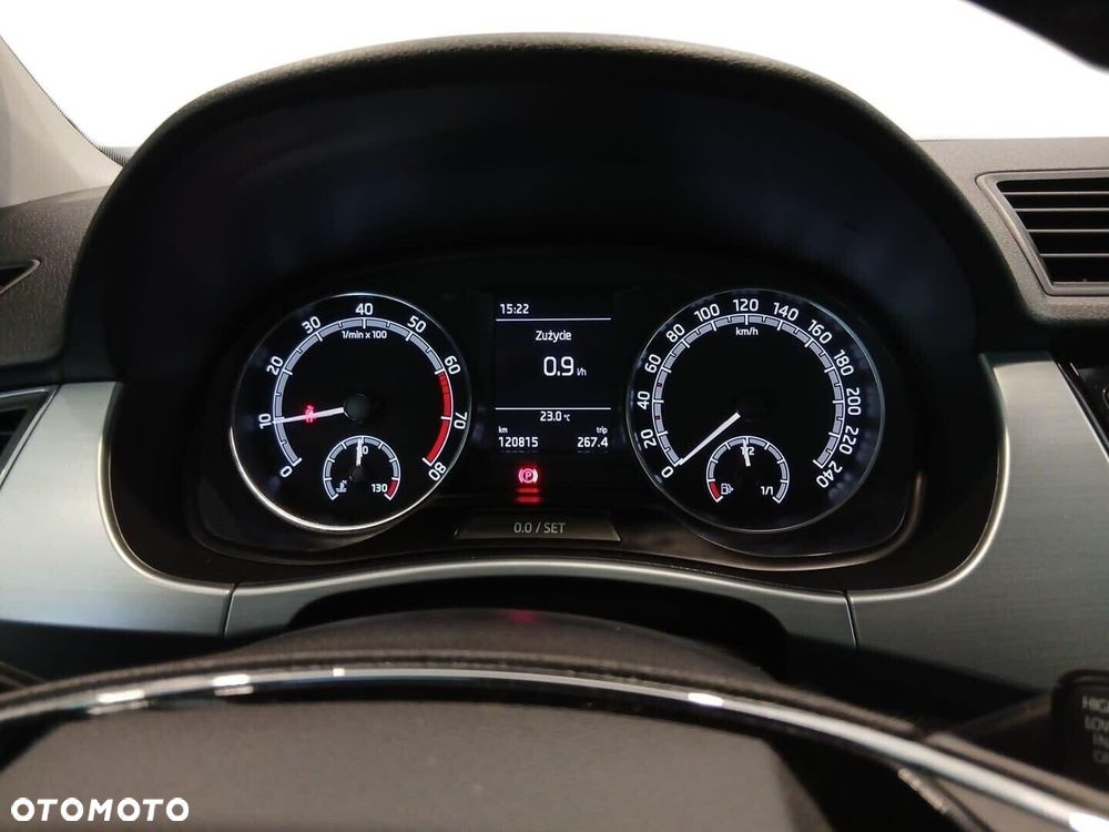 Skoda Fabia 1.0 TSI Ambition Plus - 31