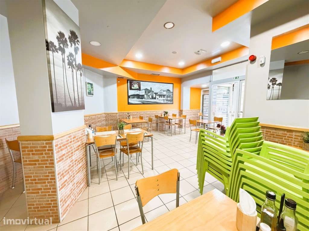 Loja Comercial Equipada para Café / Restaurante - Total Flexibilida... - Grande imagem: 4/18