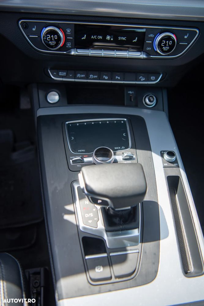 Audi Q5 2.0 TDI Quattro S tronic Design - 20
