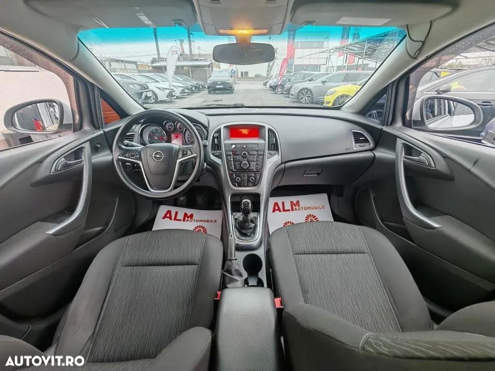 Opel Astra 1.7 CDTI Start/Stop Essentia - 2