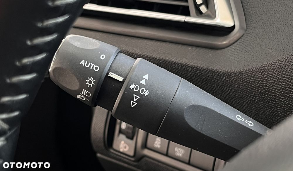 Peugeot 308 PureTech 130 Stop & Start Allure - 18