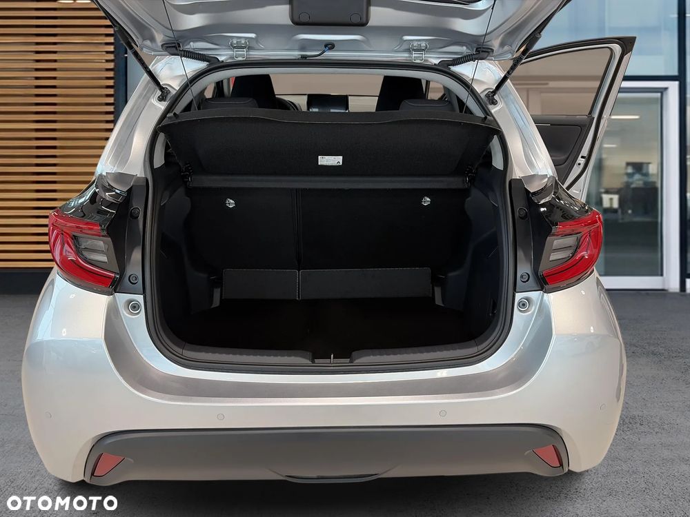 Toyota Yaris Hybrid 1.5 Style - 14