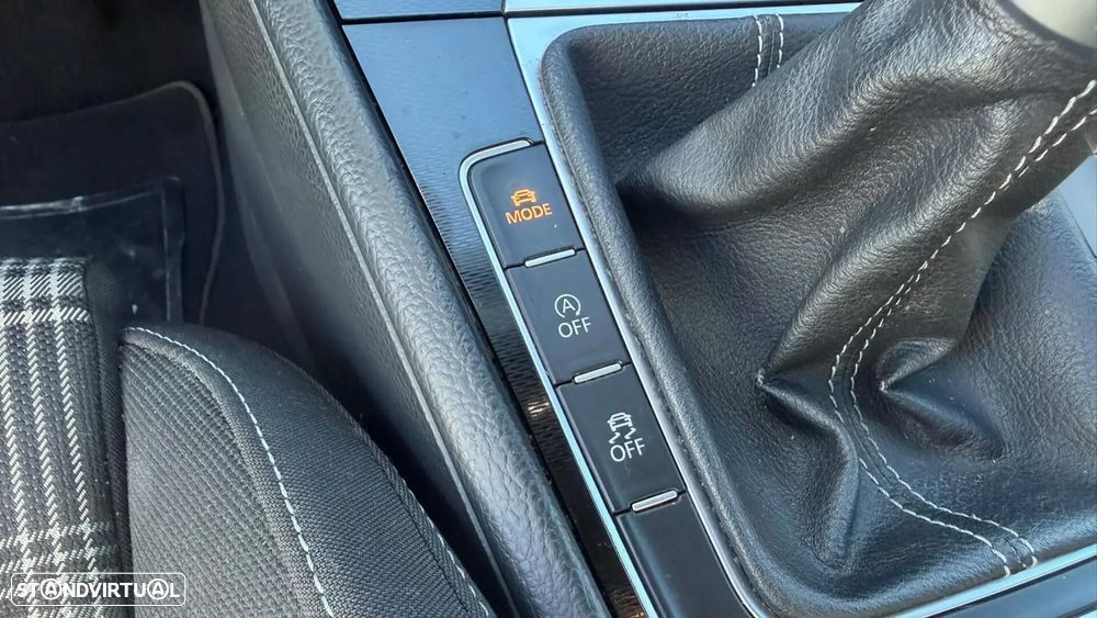 VW Golf 2.0 TDI GTD - 37
