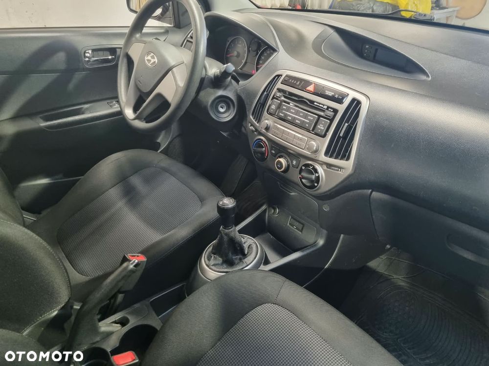 Hyundai i20 1.25 Style - 12