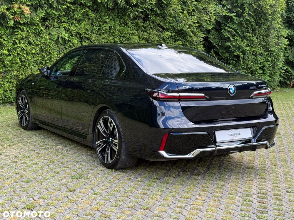 BMW i7 105.7kWh xDrive60 M Sport - 8