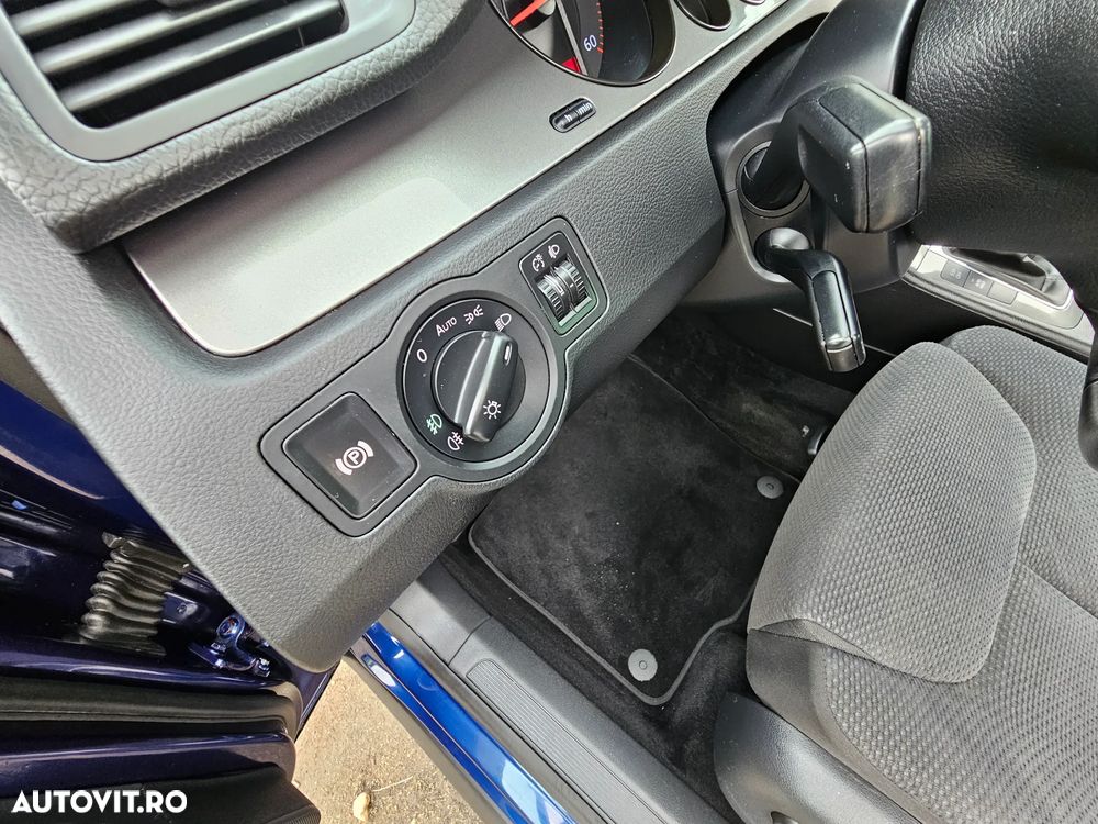 Volkswagen Passat Variant 1.9 TDI DPF BlueMotion - 13