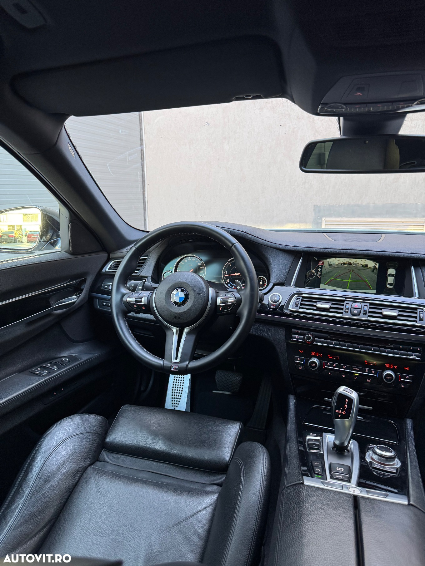 BMW Seria 7 - 15