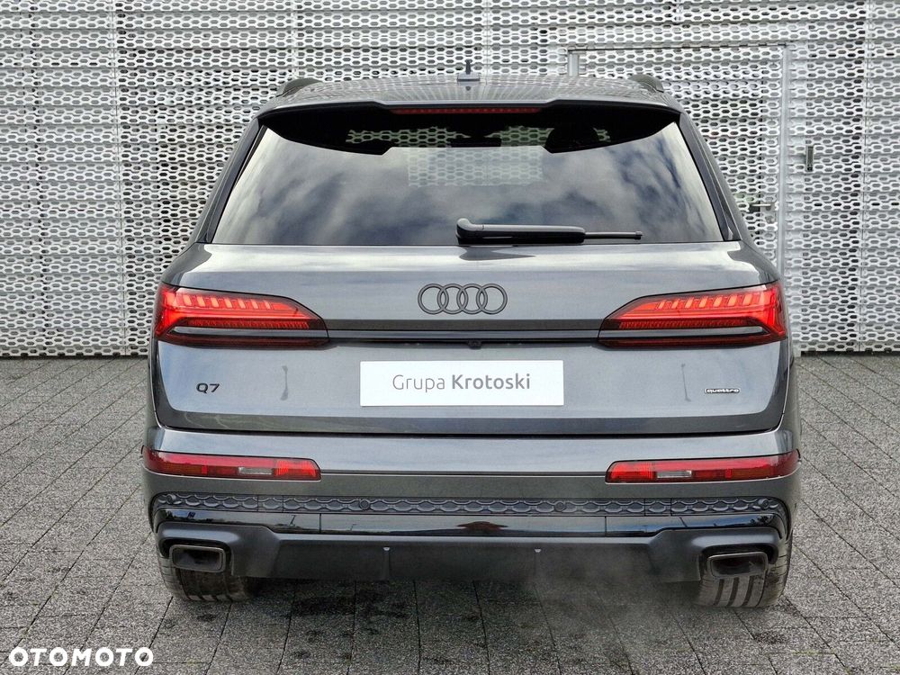 Audi Q7 - 6