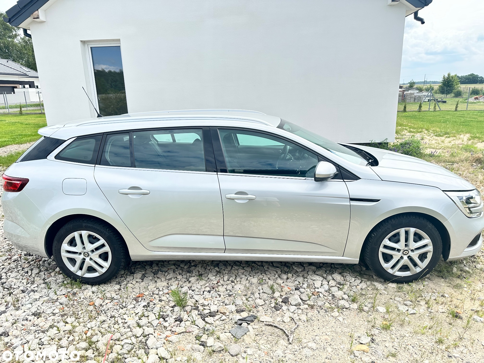 Renault Megane ENERGY dCi 110 EXPERIENCE - 4