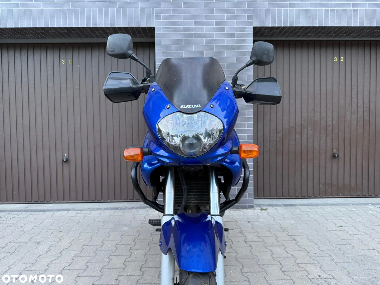 Suzuki XF
