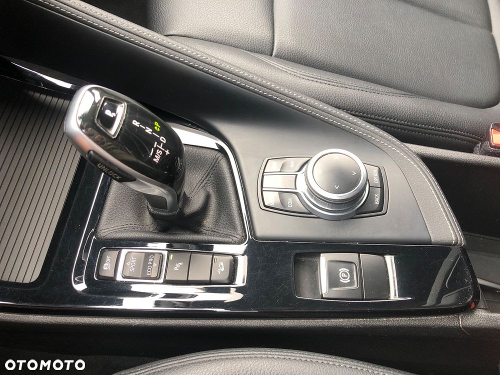 BMW X2 sDrive20d Advantage sport - 33