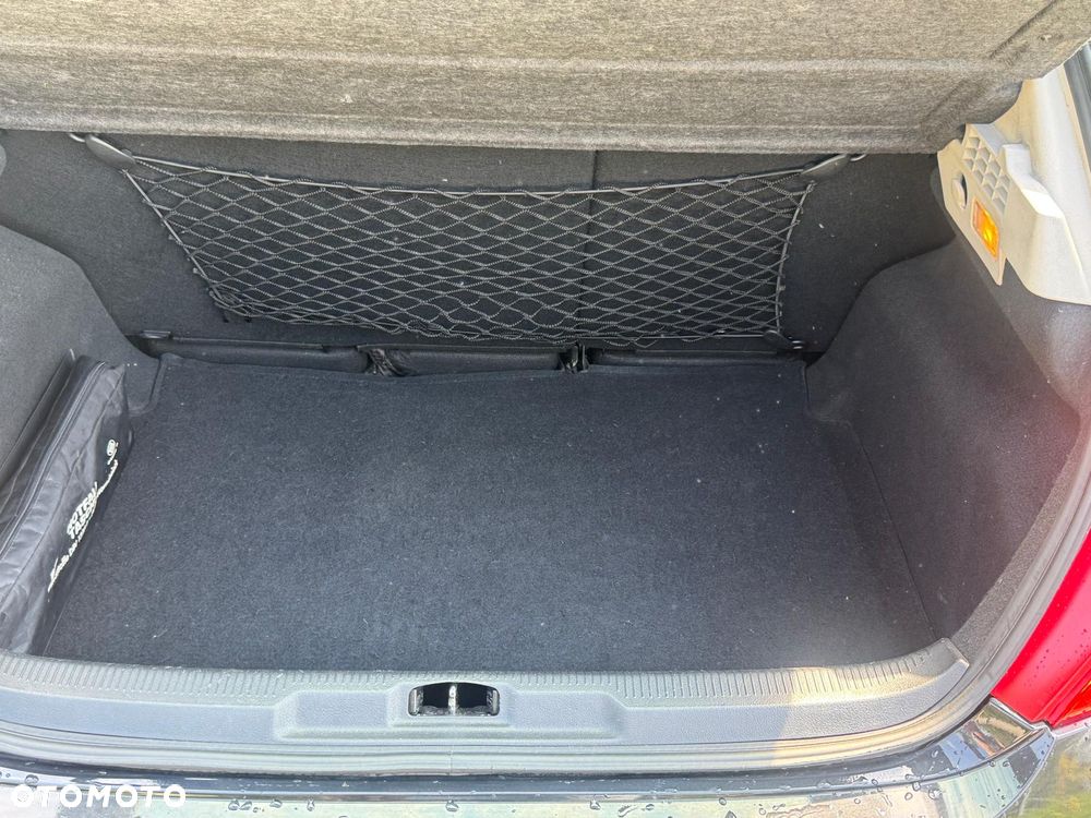 Peugeot 207 1.6 Sporty - 8