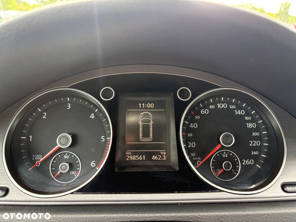 Volkswagen Passat 2.0 TDI BlueMotion Technology Comfortline - 13