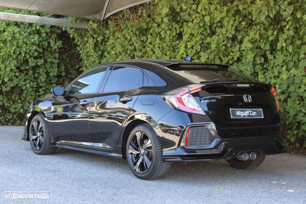 Honda Civic 1.5 i-VTEC Sport - 11