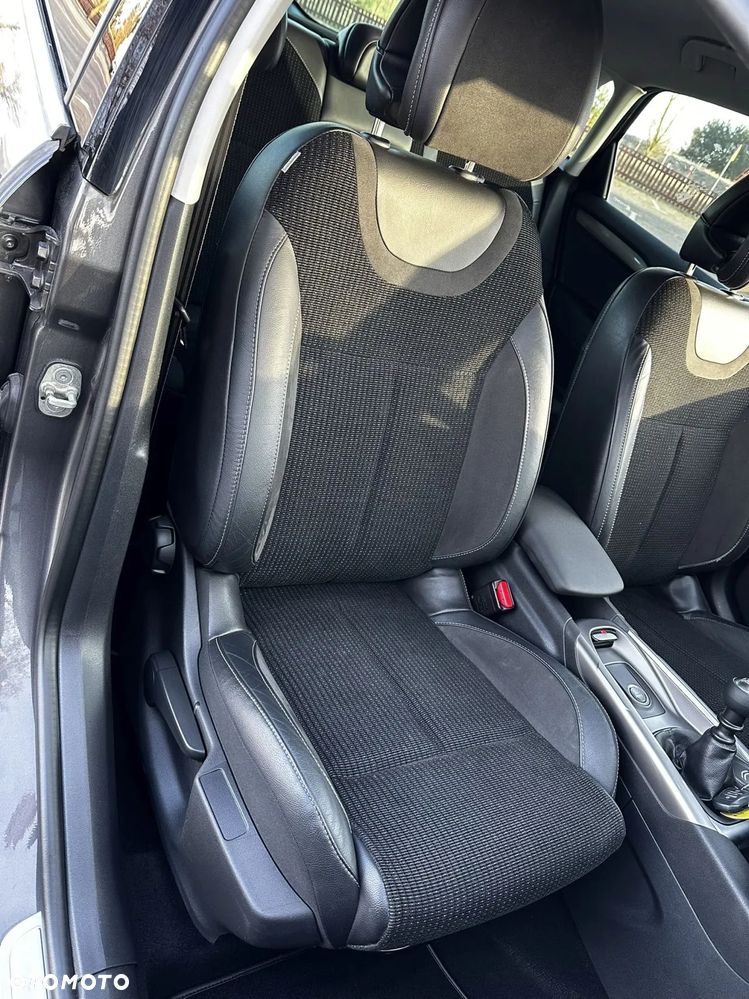 Citroën C4 BlueHDi 120 Stop&Start Shine - 19