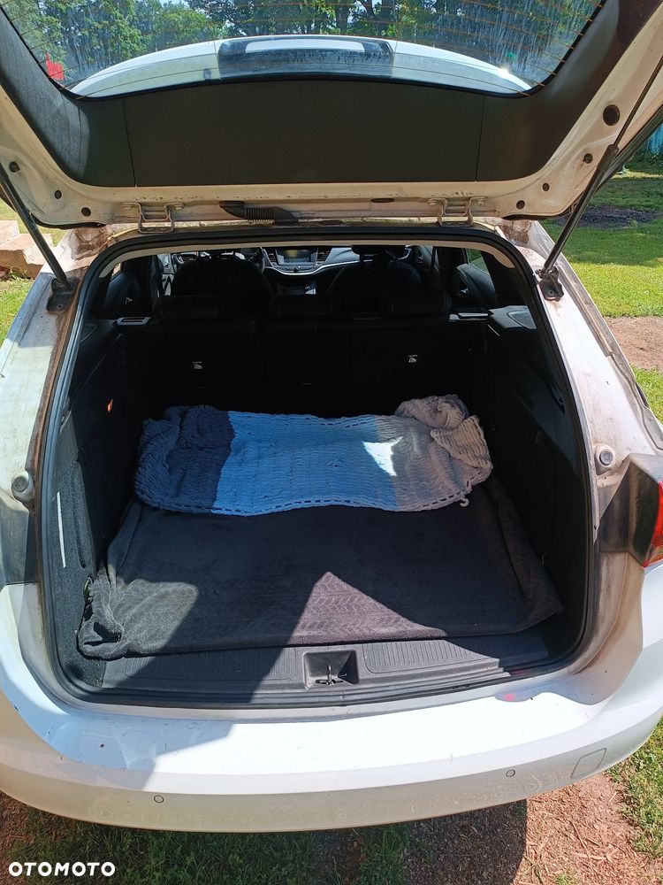 Opel Astra 1.6 CDTI Sport - 10