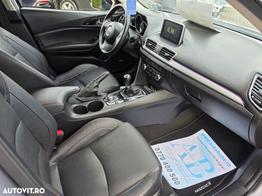 Mazda 3 - 11