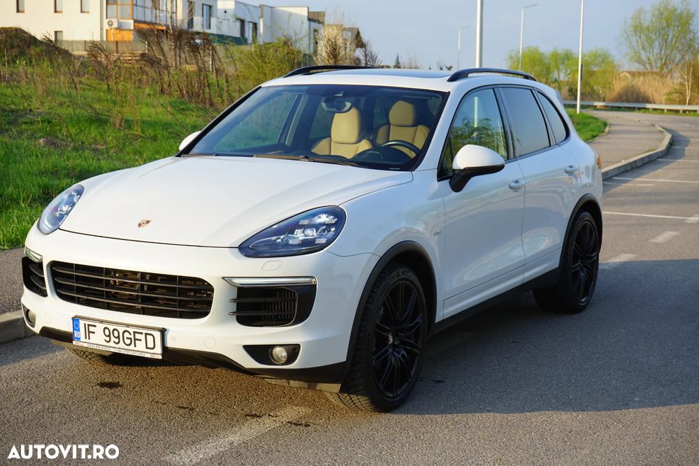 Porsche Cayenne - 6