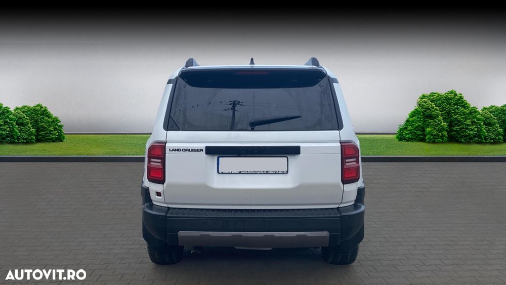 Toyota Land Cruiser 2.8l D-4D 204 CP A/T 7 locuri Luxury AVS - 4