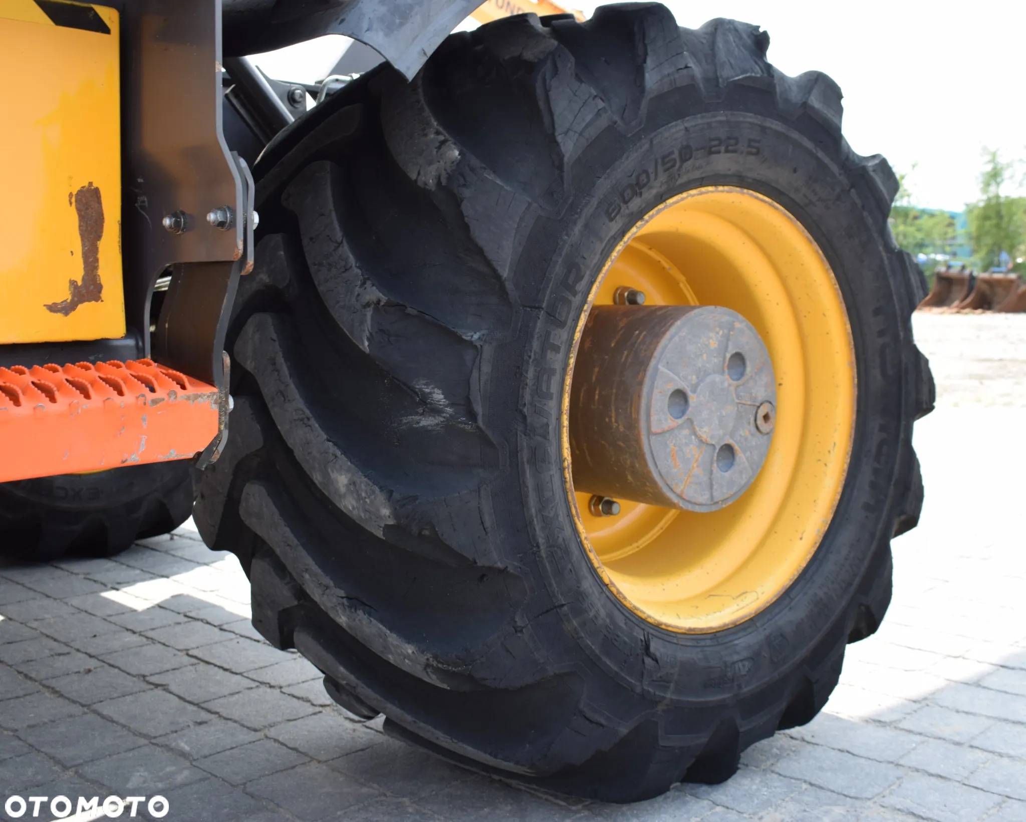 Koła R22.5 Nokian 600/50- 22.5 do koparki opony balony 24 płótna - 9
