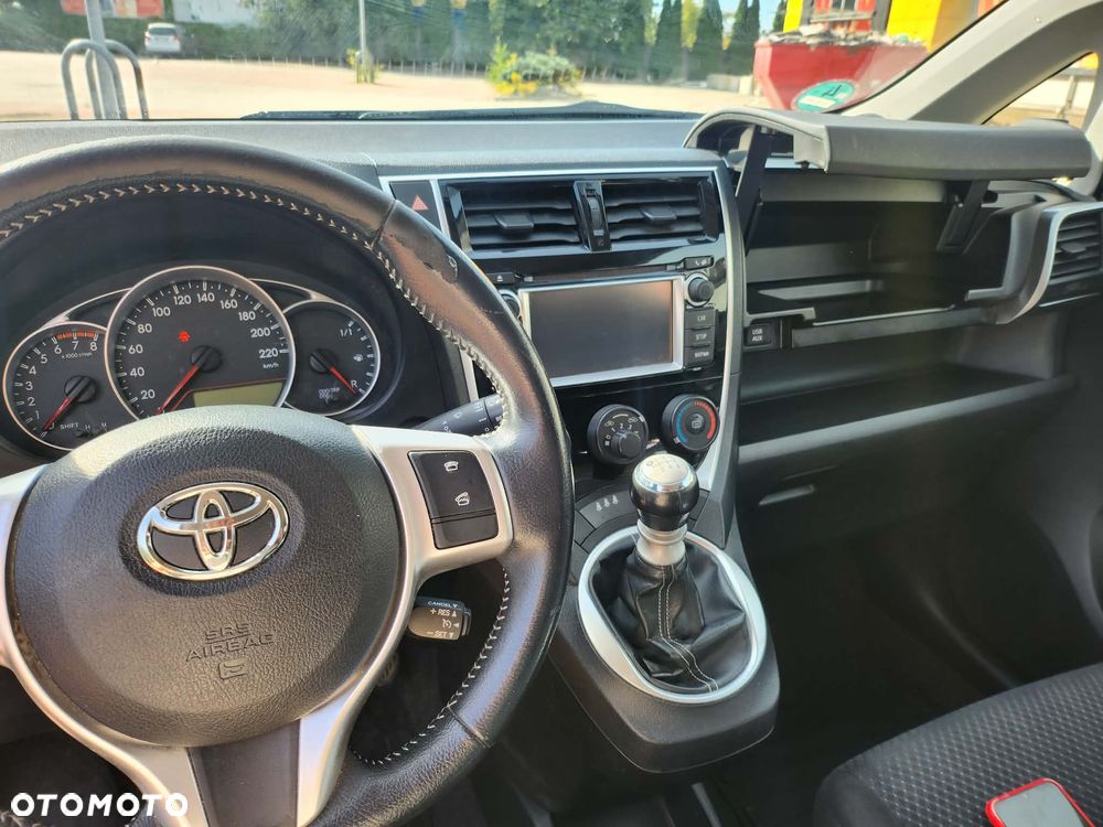 Toyota Verso S 1.33 VVT-i - 8