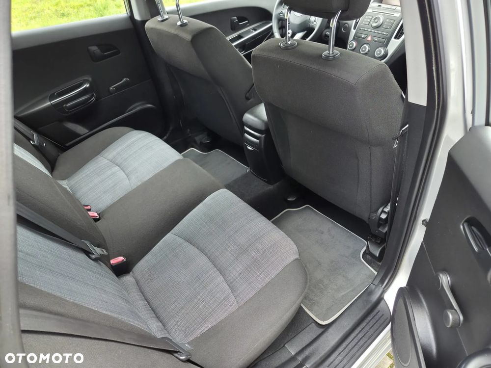 Kia Ceed 1.4 CVVT Attract - 17
