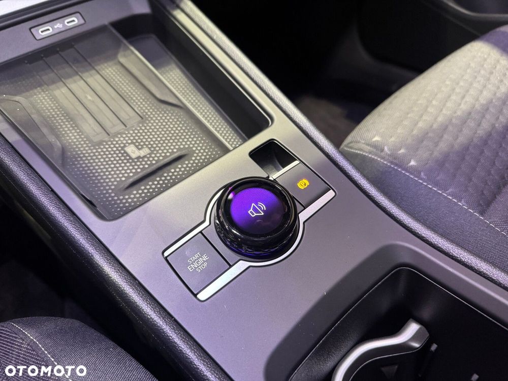 Volkswagen T-Roc 1.5 eTSI Life DSG - 19