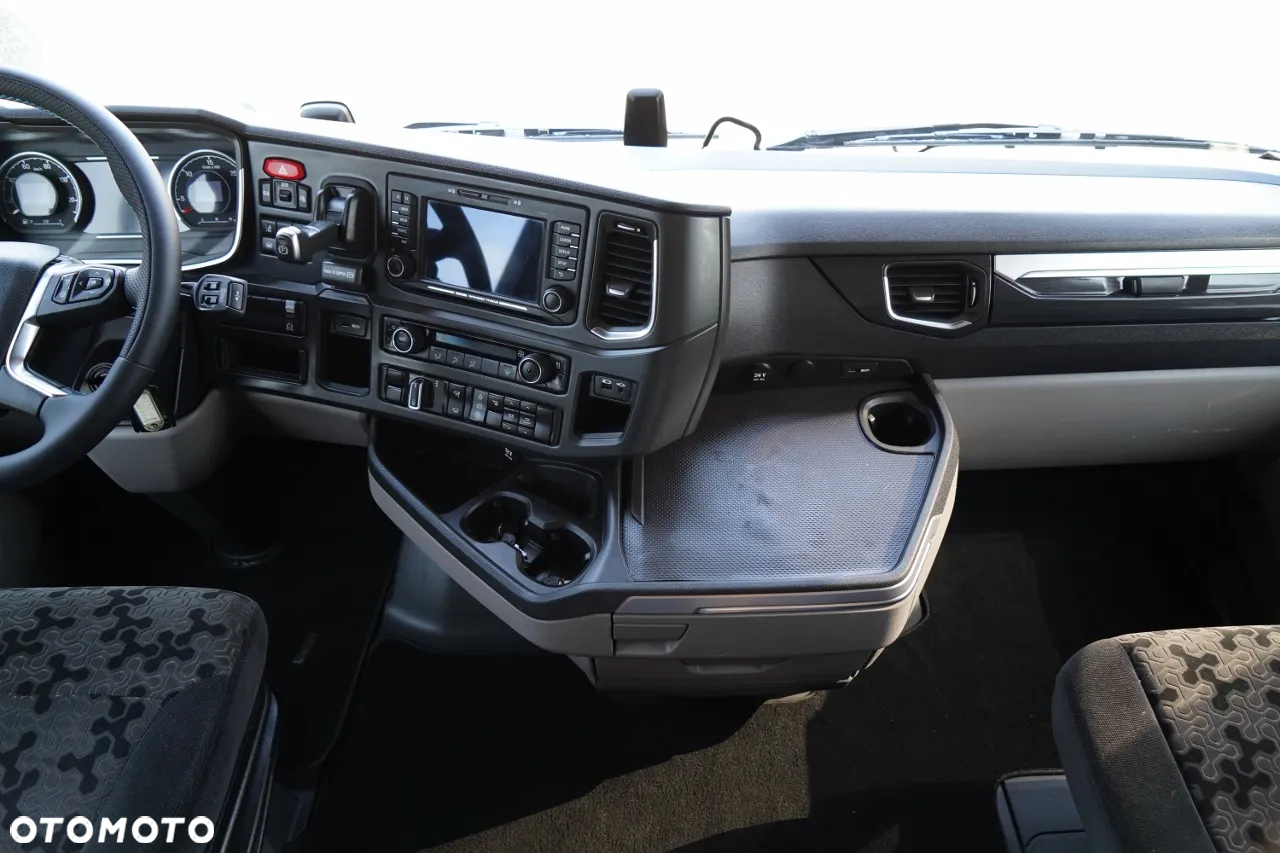 Scania S 500 / RETARDER / KLIMA POSTOJOWA / ALUFELGI / PO KONTRAKCIE SERWISOWYM - 31
