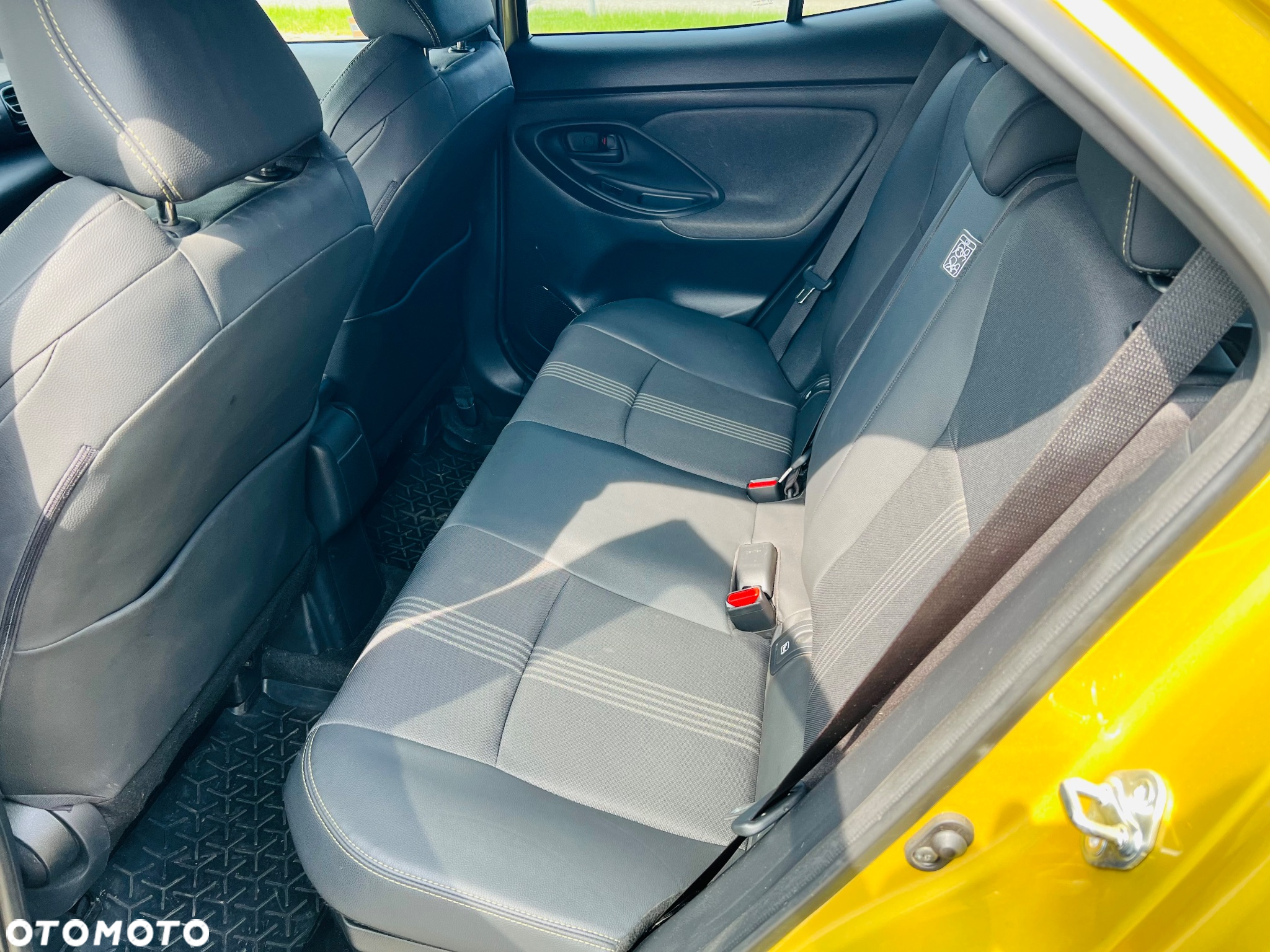 Toyota Yaris Cross Hybrid 1.5 Adventure - 11