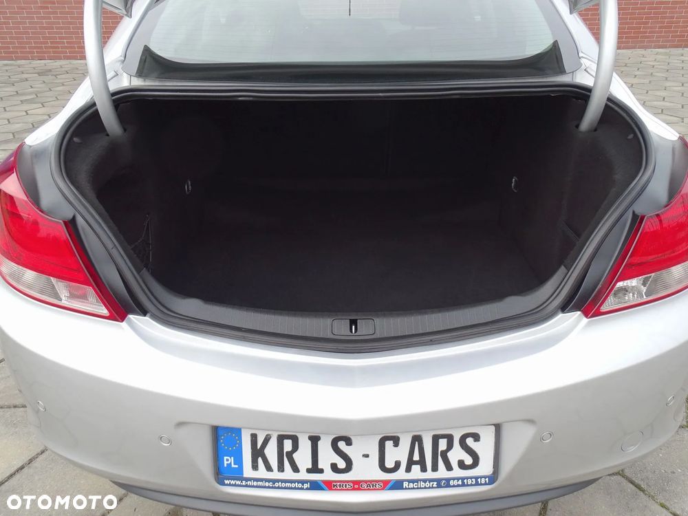 Opel Insignia - 11