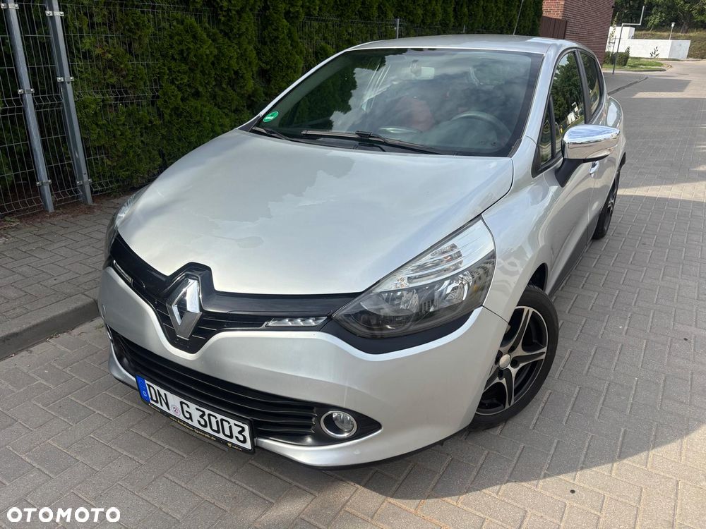 Renault Clio TCe 90 Paris - 10
